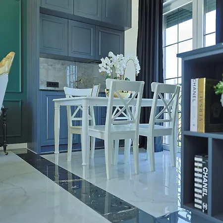Safra Apartment *