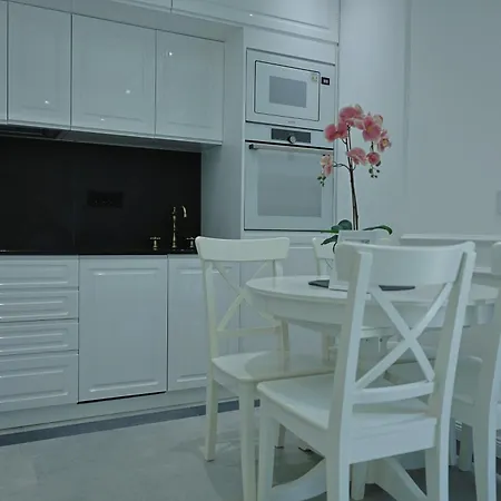 Safra Apartment *
